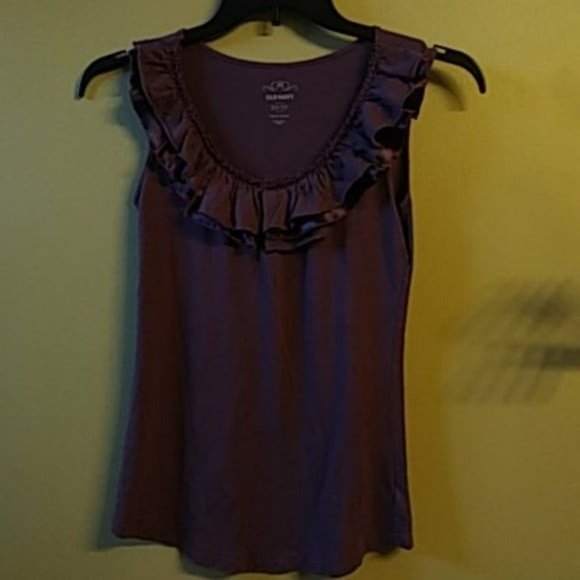 Old Navy Ruffled Tank w/ Satin Layer Size XS - Picture 1 of 4